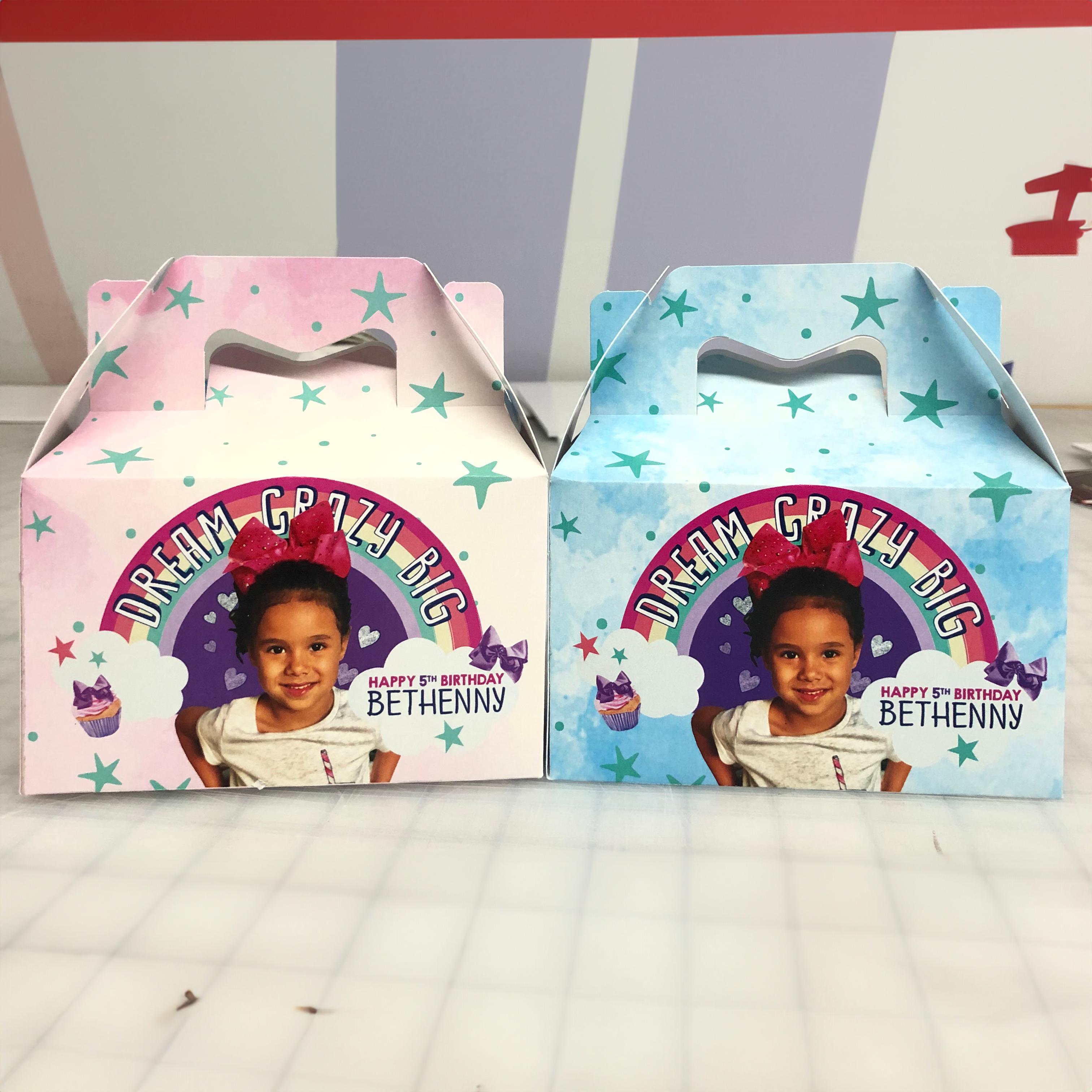 Cajas de cumpleaños