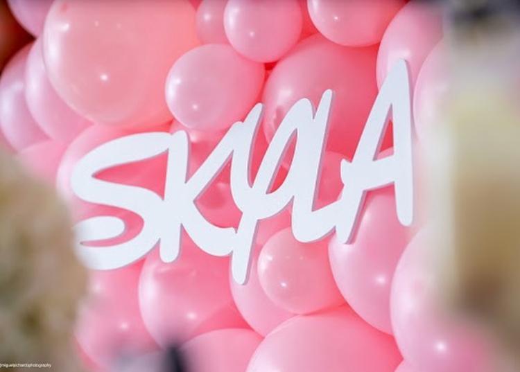 SINTRA NAME-Cut (WHITE) - Twins Print