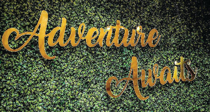 ACRYLIC NAME CUT-OUT - Twins Print