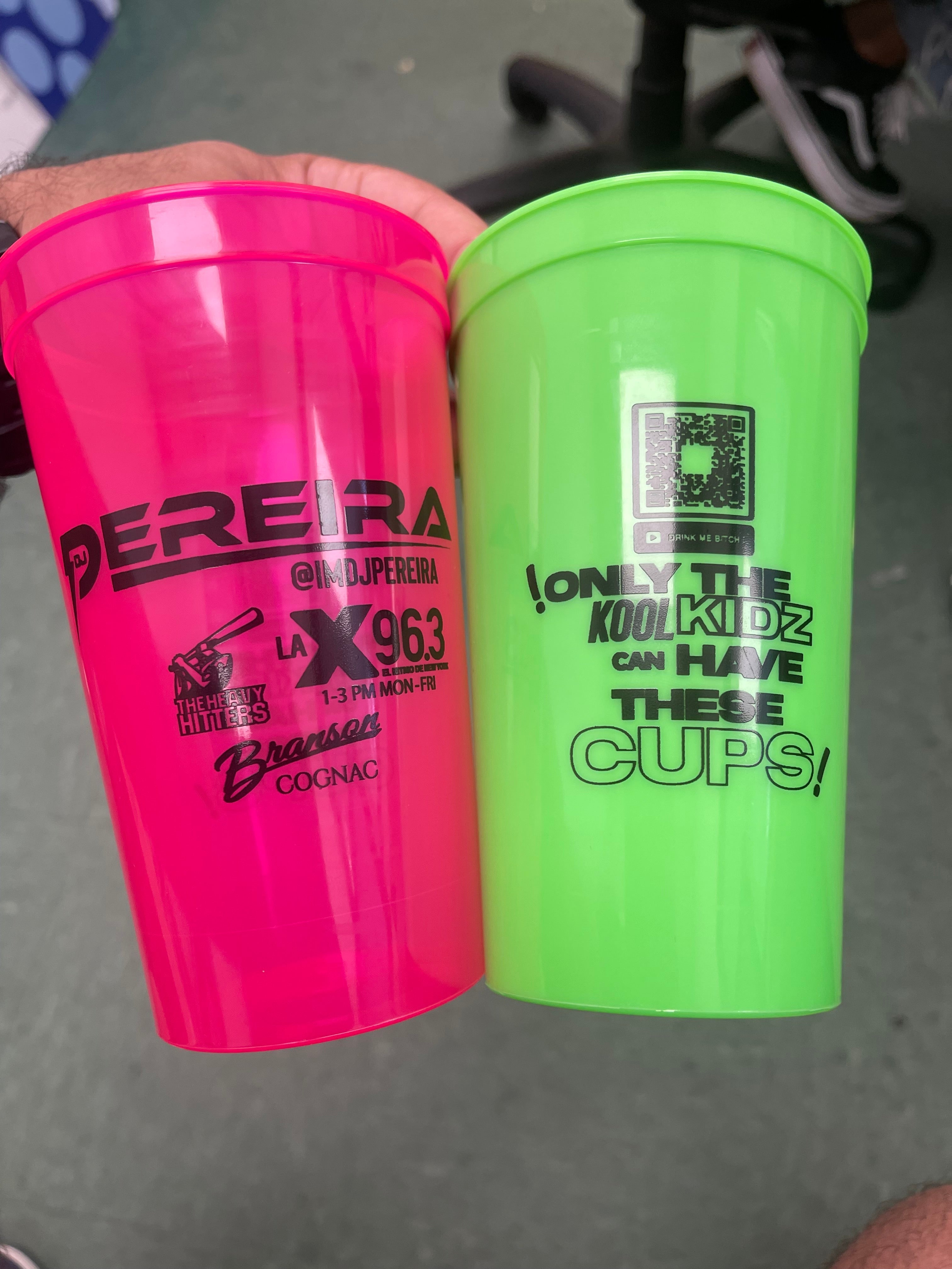 22oz Colored Stadium Cups